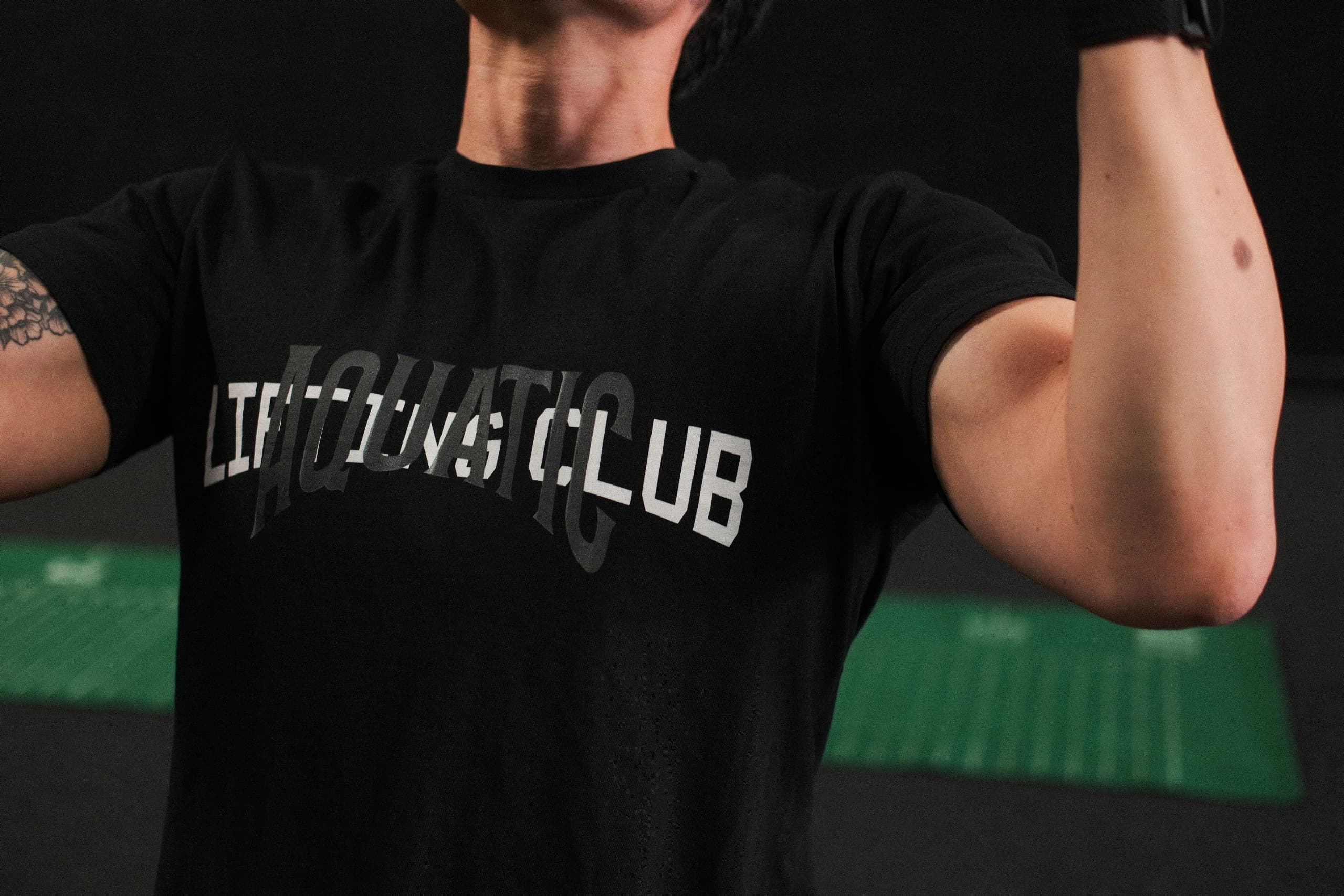Aquatic Lifting Club Tee - Hold the Standard
