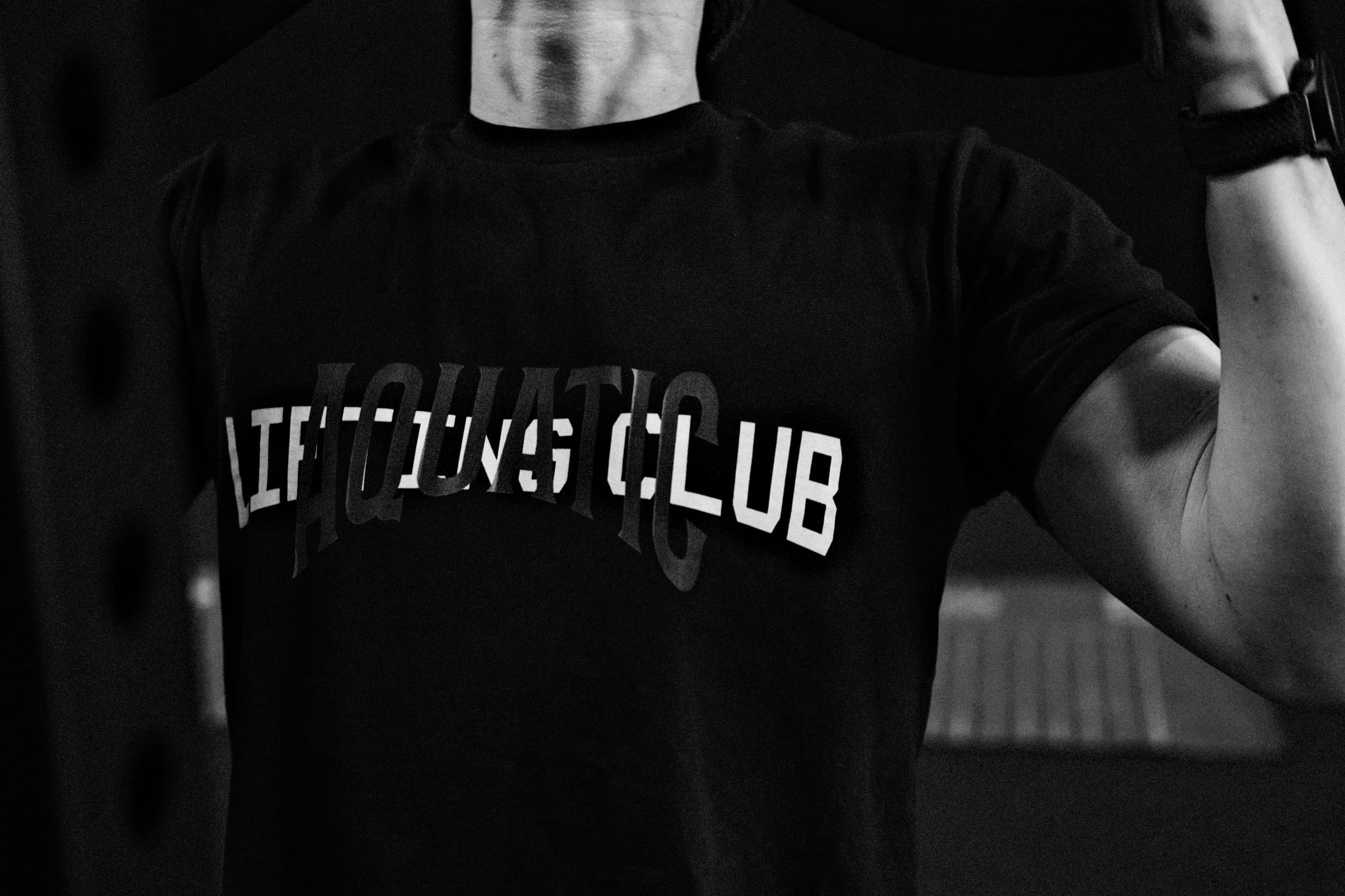 Aquatic Lifting Club Tee - Hold the Standard